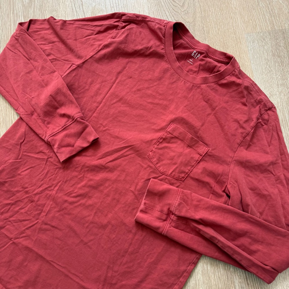 Gap Pocket T Shirt Mens Large Red Long Sleeve Cotton Crewneck Tee